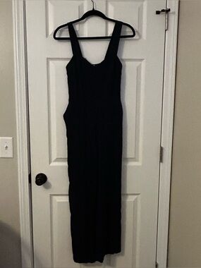 Market & Spruce Navy Sleeveless Jumpsuit